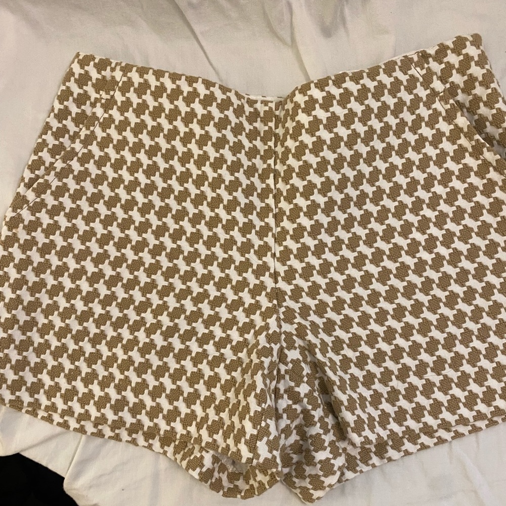 Trina Turk shorts size 2